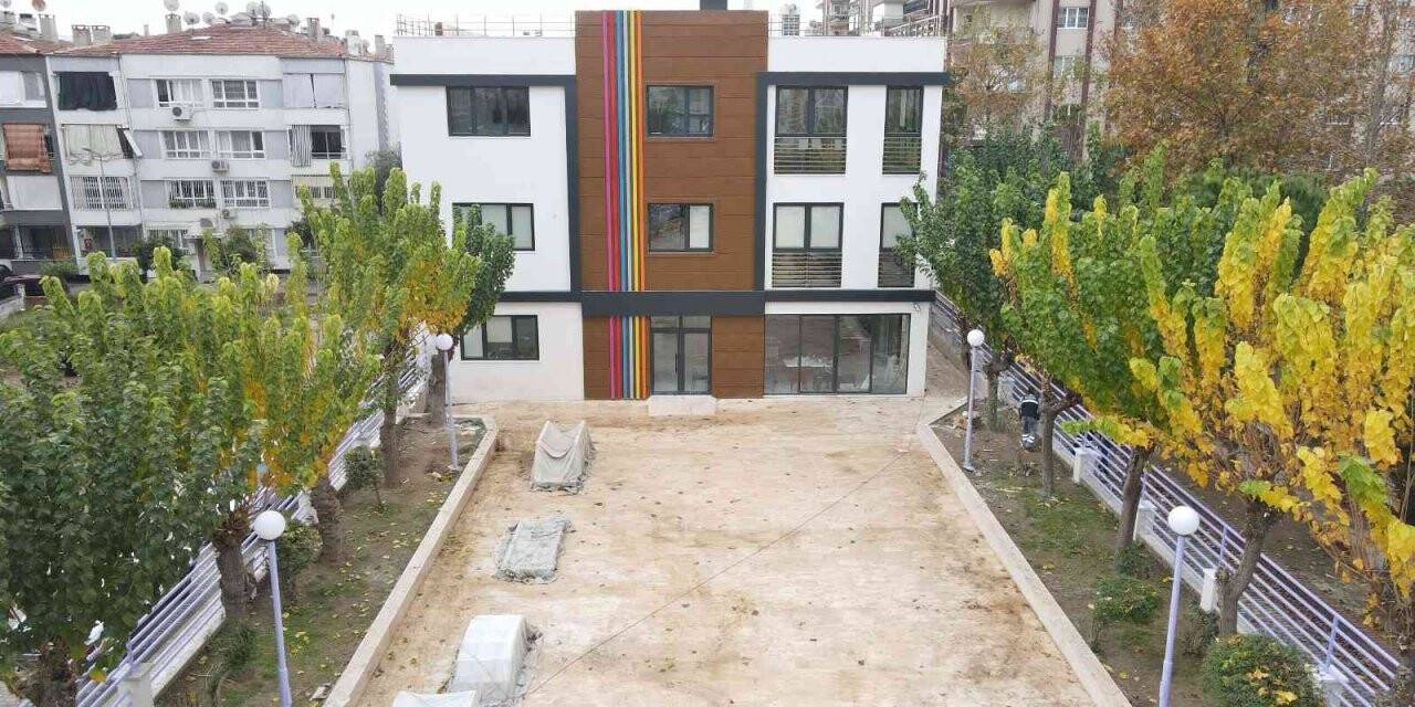 Otizm Yaşam Merkezi’nde sona gelindi