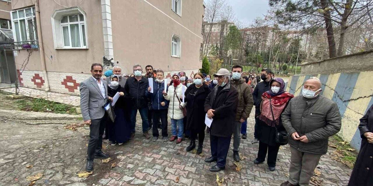 Beylikdüzü’nde "Kiptaş ve Belediye vatandaşları mağdur etti" iddiası