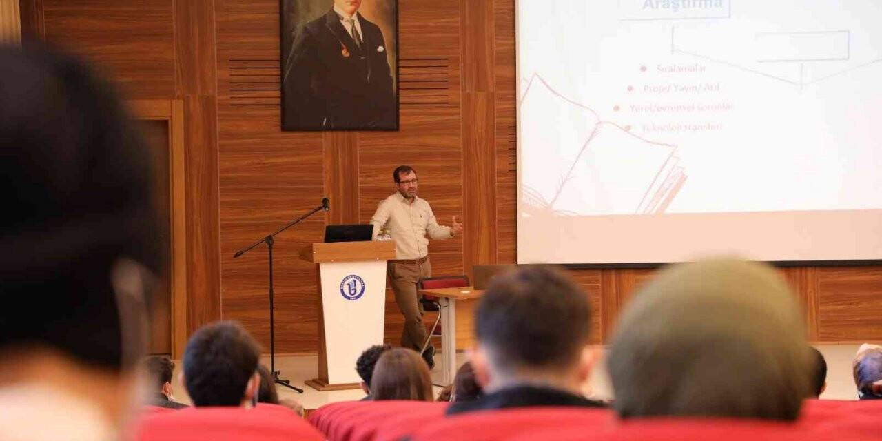 “Akademide Küyerelleşme ve Değişen Beklentiler”