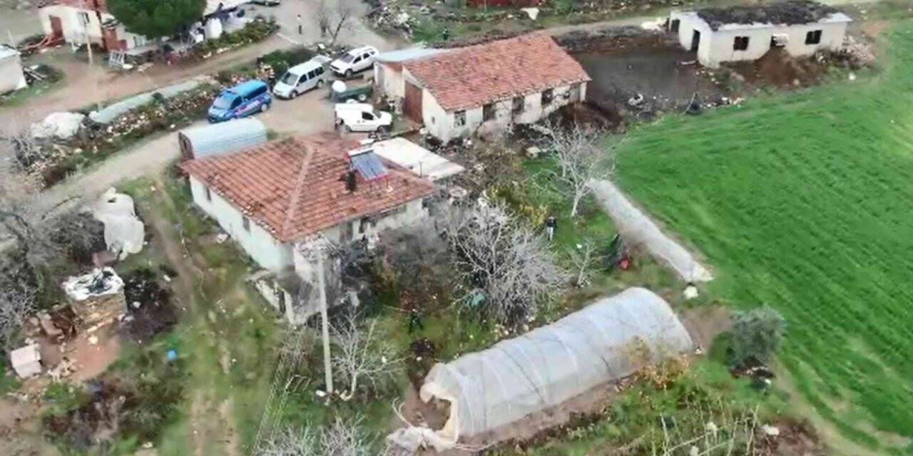 Manisa’da evde esrar, bahçedeki serada kenevir ele geçirildi