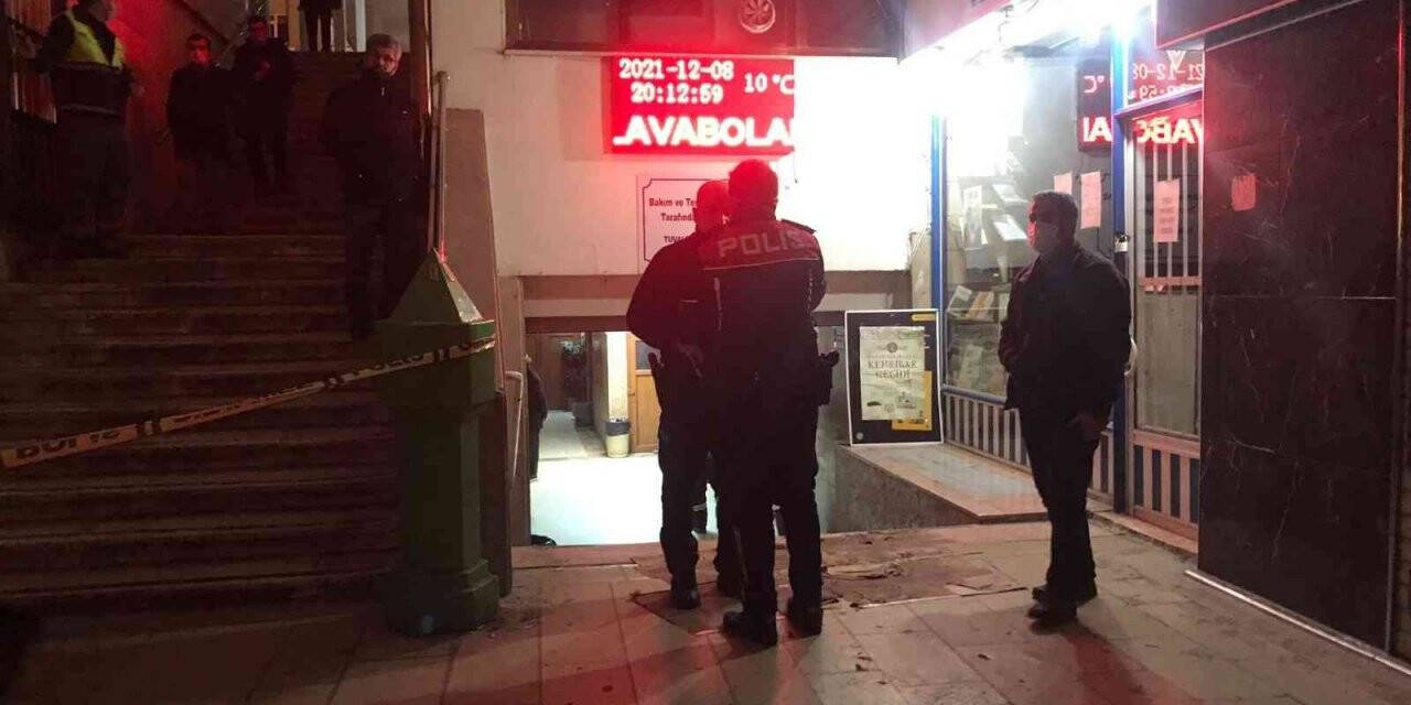 Cami tuvaletinde şüpheli ölüm