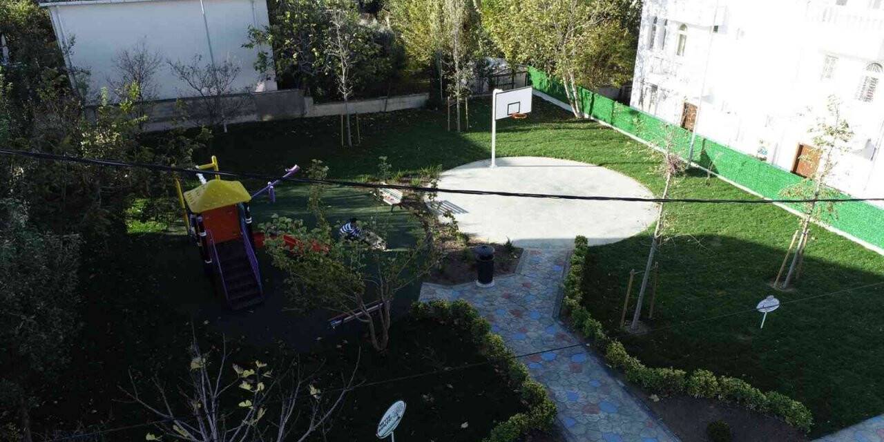 Büyükçekmece’de 3 mahalle daha parkına kavuştu