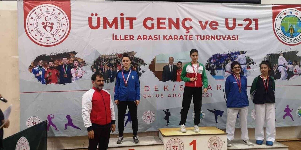 Kartepe Belediyespor, Sakarya’dan madalya ile döndü