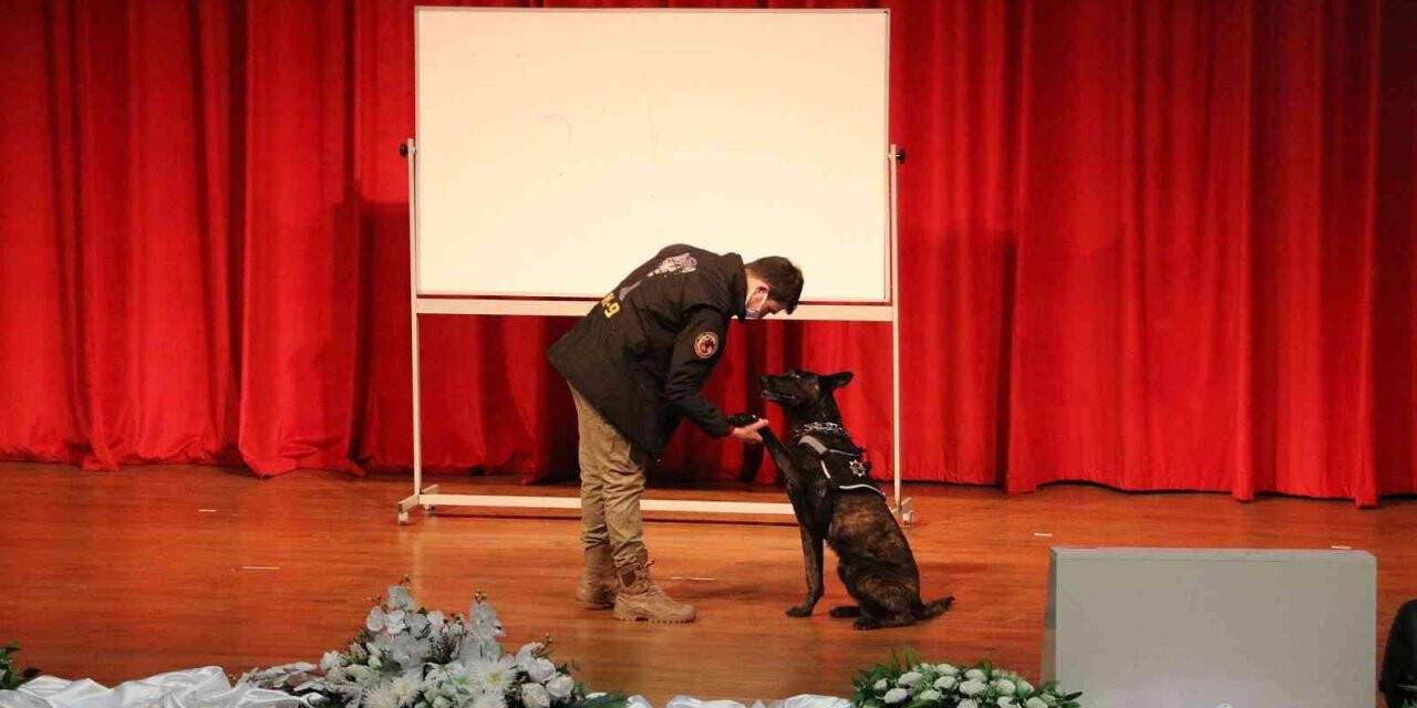 NEVÜ’de “Geleceğini Uyuşturma” Konulu Seminer Düzenlendi