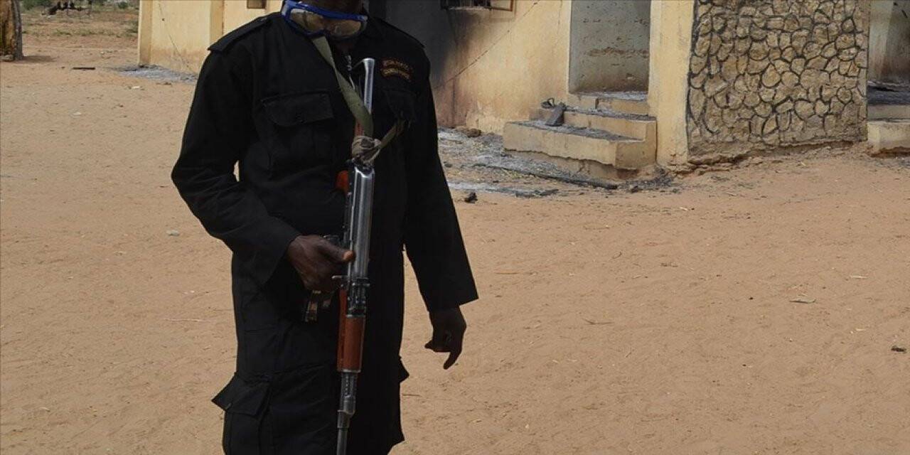 Nijerya'da camiye düzenlenen silahlı saldırıda 9 kişi hayatını kaybetti