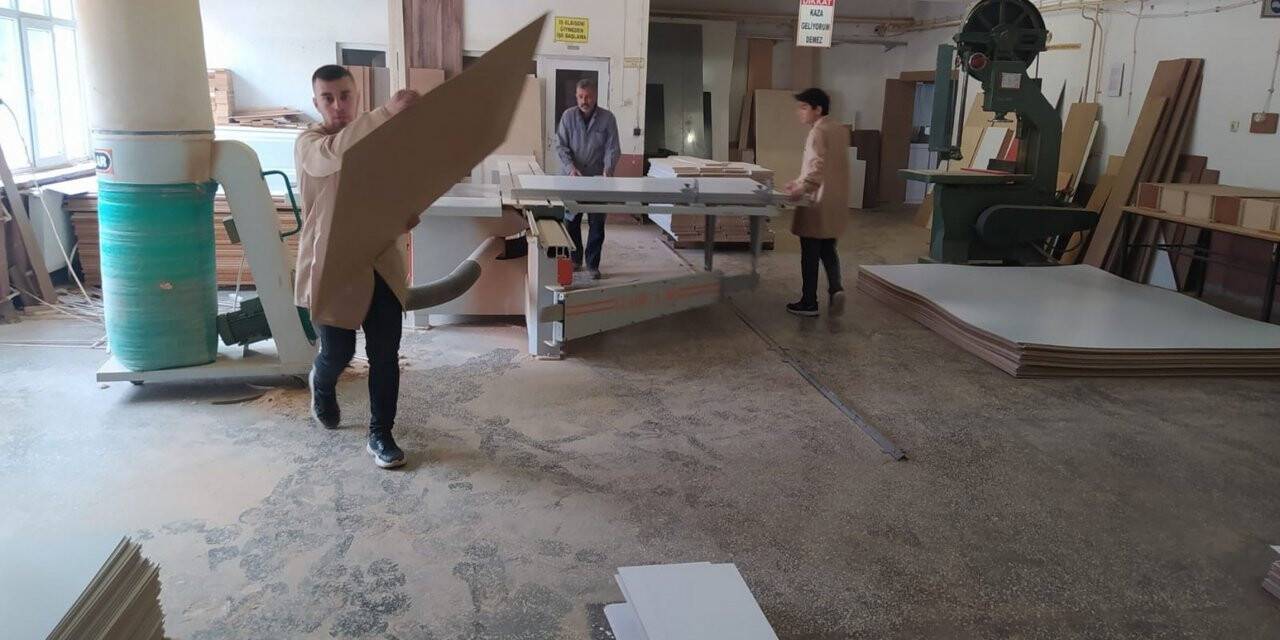 Seydişehir’de kütüphanesiz okul kalmıyor