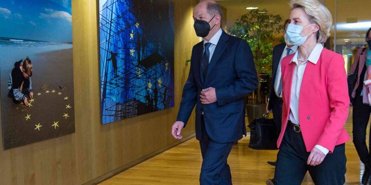 Almanya Başbakanı Scholz, Avrupa Komisyonu Başkanı von der Leyen ile görüştü