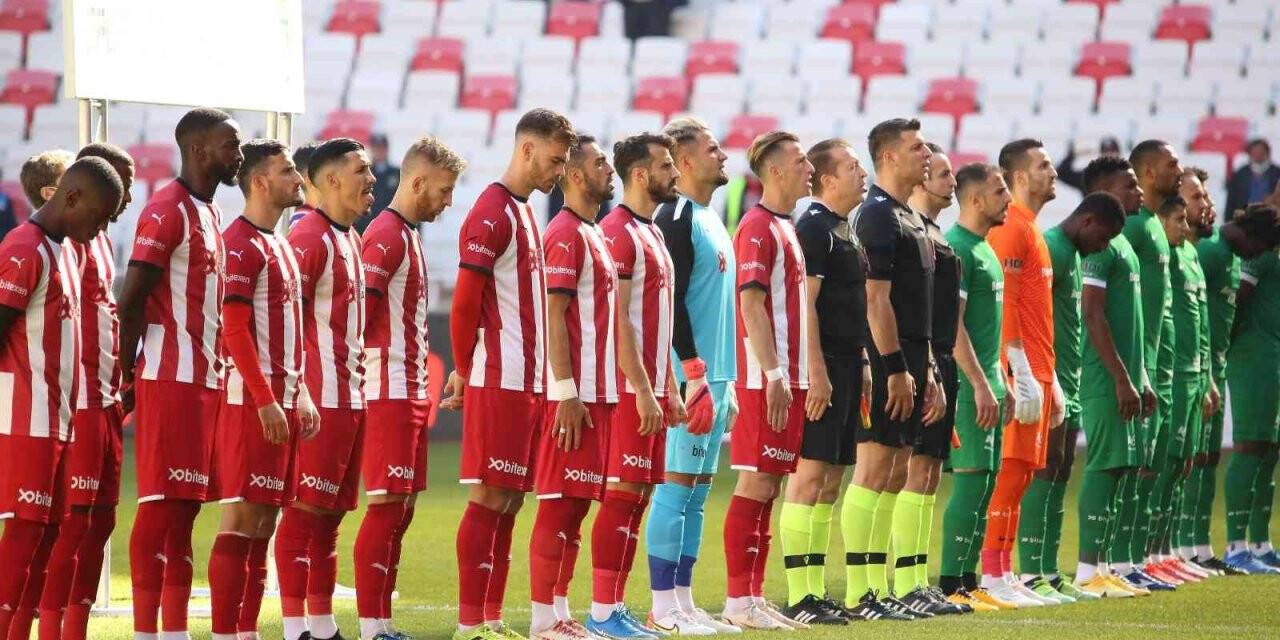 Ümit Öztürk 11. kez Sivasspor’un maçını yönetecek
