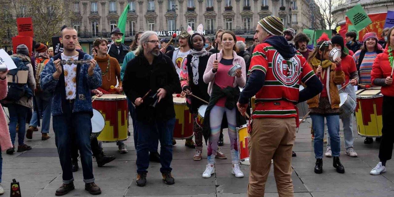 Paris’te ırkçılık karşıtı protesto