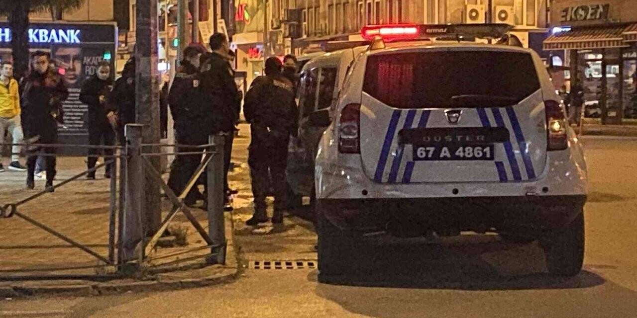 Gençlerin kavgası hastanede bitti