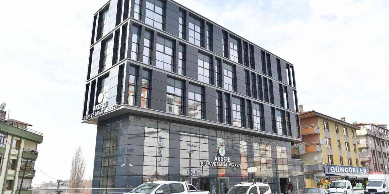 Akdere Bilim ve Sanat Merkezi açılıyor