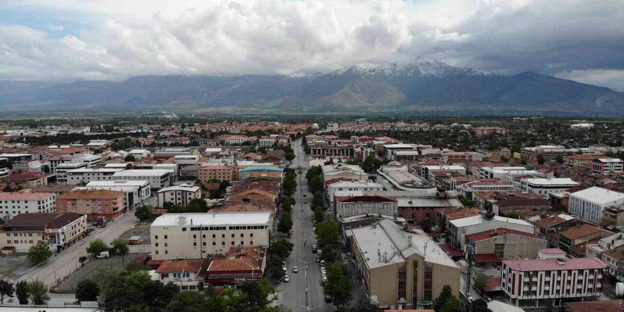 İl bazında kişi başına gayrisafi yurt içi hasıla 2020 yılında Erzincan için 61 bin 165 TL oldu