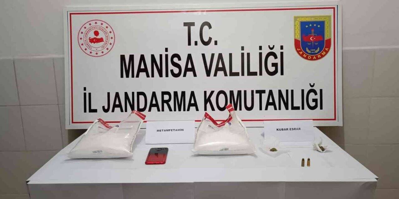 Manisa’da uyuşturucu operasyonu: 1,5 kilogram metamfetamin yakalandı