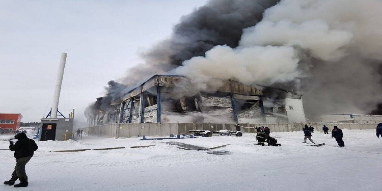 Rusya’da dondurma fabrikasında yangın