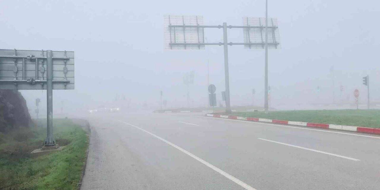 Çan’da sis sürücülere zor anlar yaşattı
