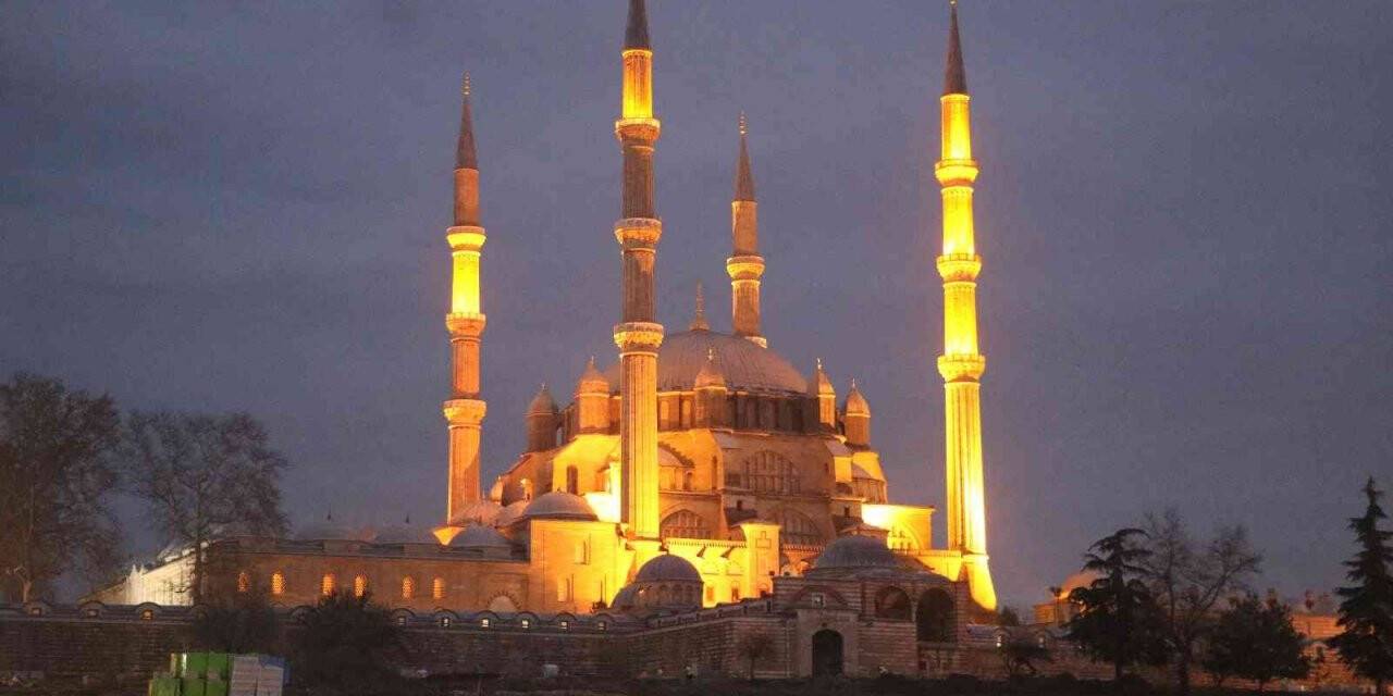 Selimiye Camii restore ediliyor