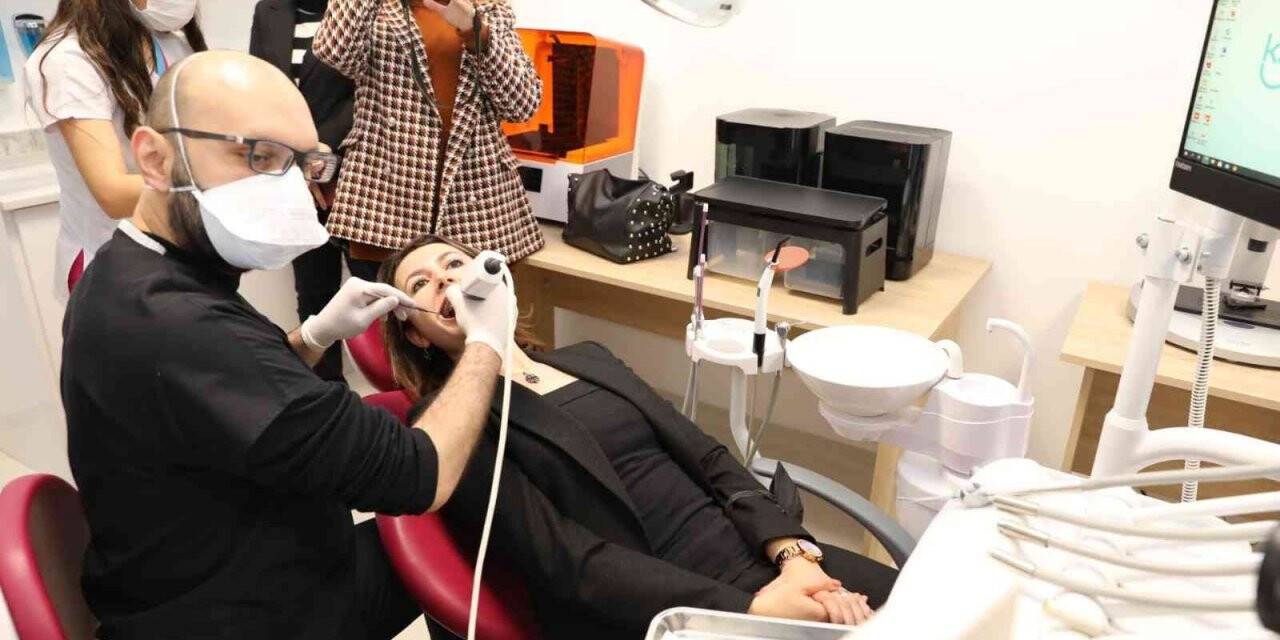 Kütahya’da "KSBÜ Dijital ve Estetik Diş Kliniği Ünitesi" açıldı