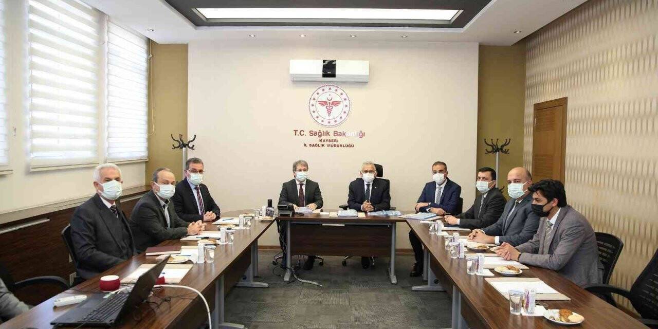 Başkan Büyükkılıç’tan ‘Sağlık Yatırımları’ toplantısı