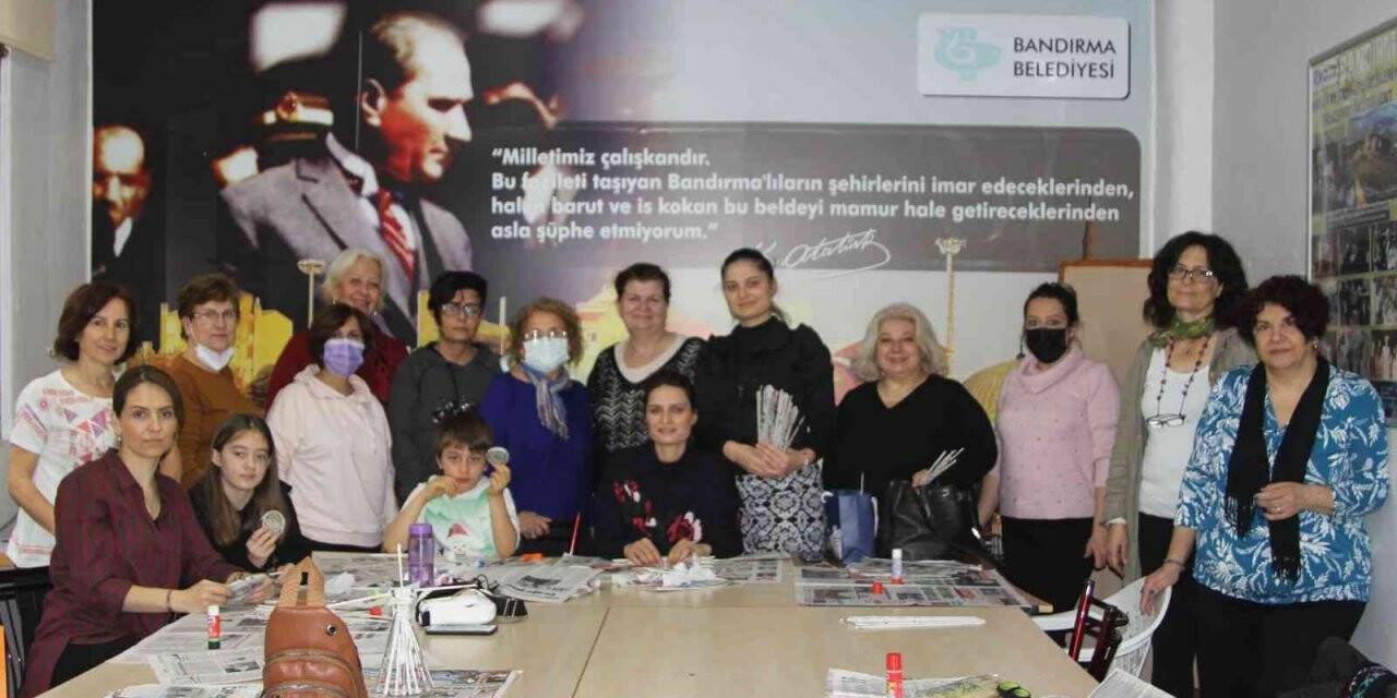 Atık maddeler kadınların elinde sanata dönüşüyor