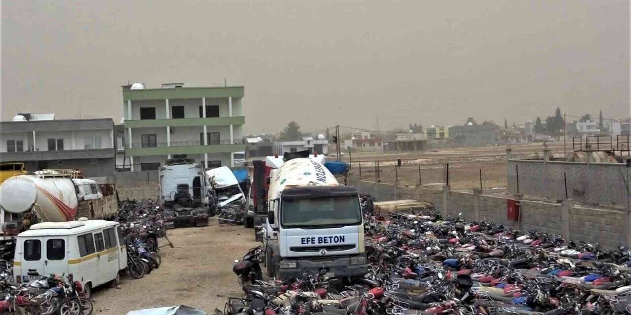 Yediemin otoparkında 6 milyon TL değerindeki araçlar çürümeye terk edildi