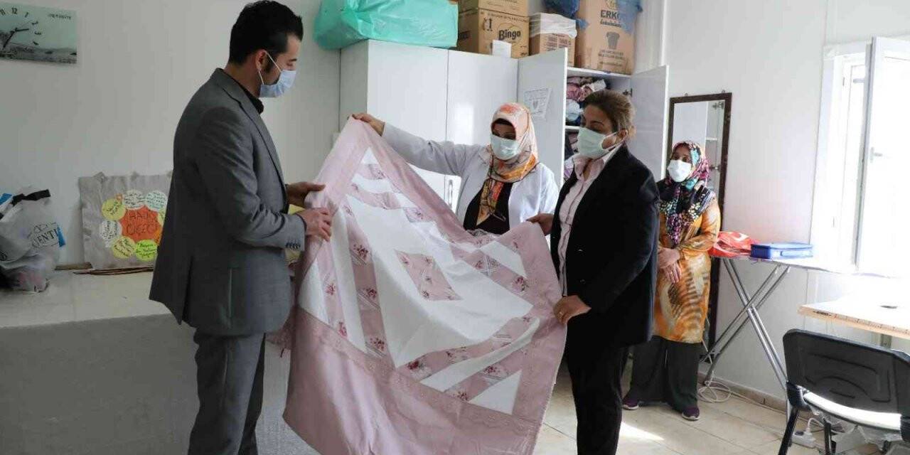 Yenişehir Belediyesi nitelikli kalifiyeli eleman yetişmek için kurslar açtı