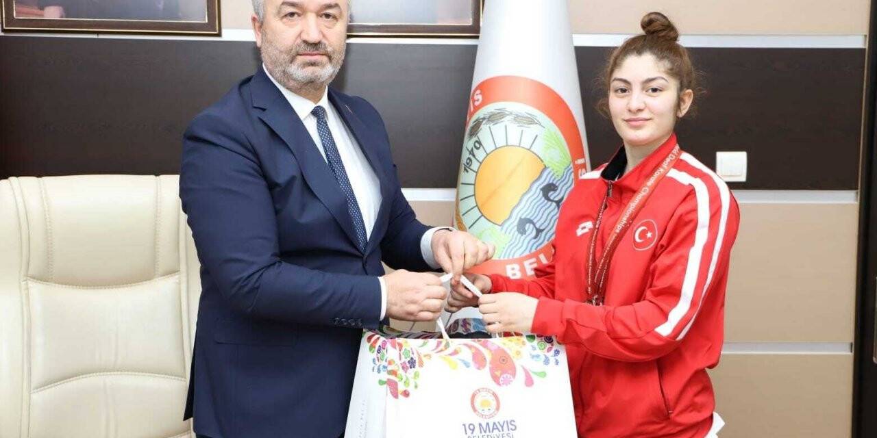 Başkan Topaloğlu: “Sporcularımızın yanındayız”