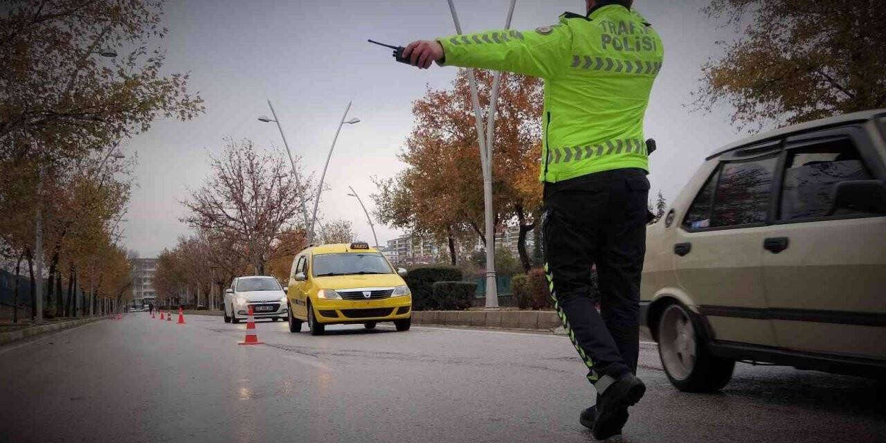 Elazığ trafiği 7 gün 24 saat denetleniyor