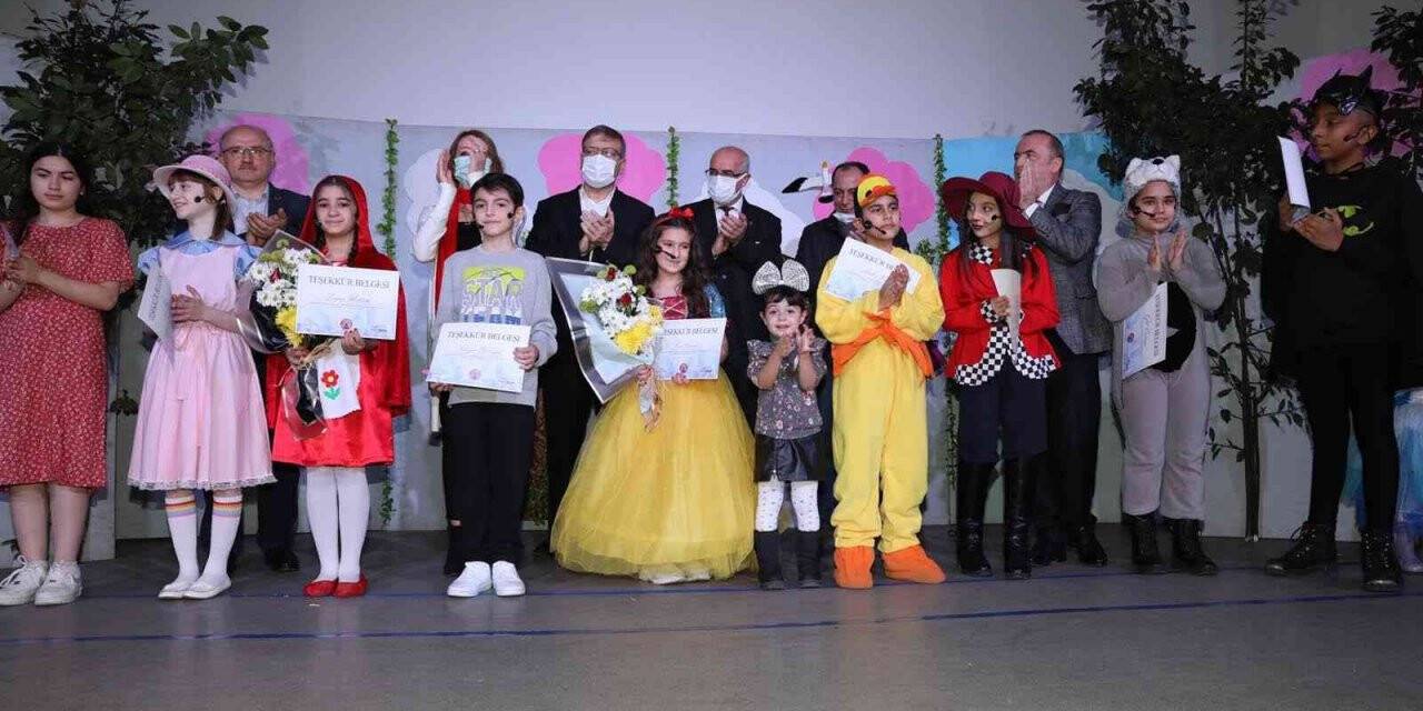 Bafra’da çocuk tiyatrosuna yoğun ilgi