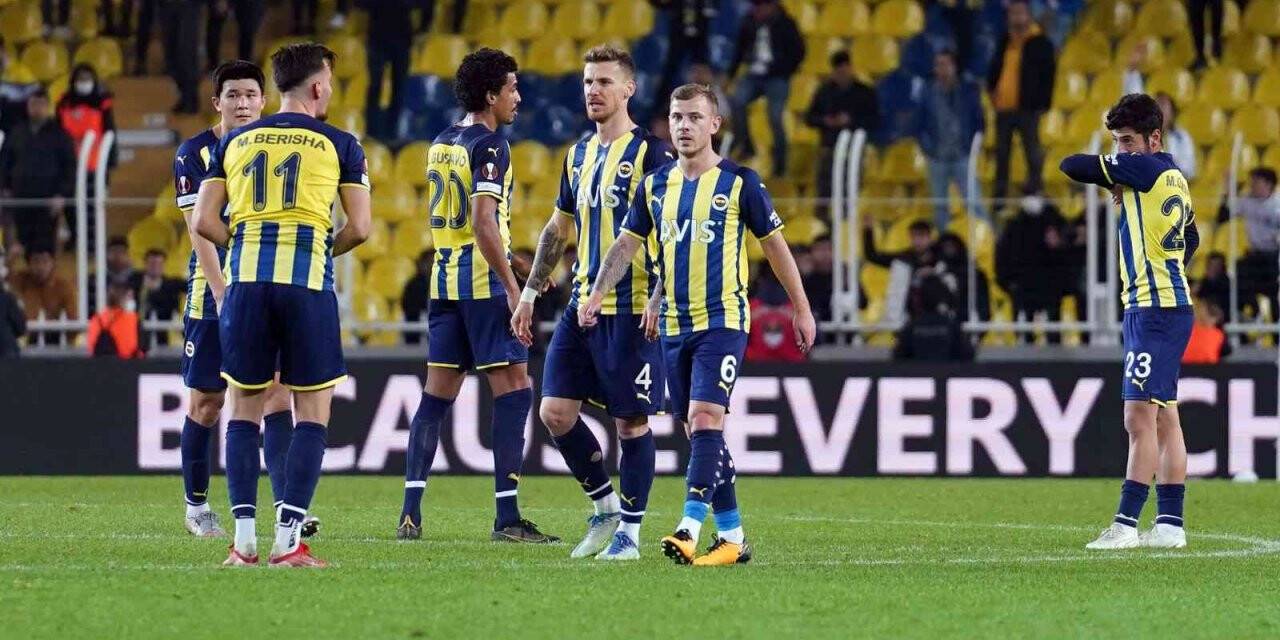 Fenerbahçe, UEFA Avrupa Ligi’ne beraberlikle veda etti
