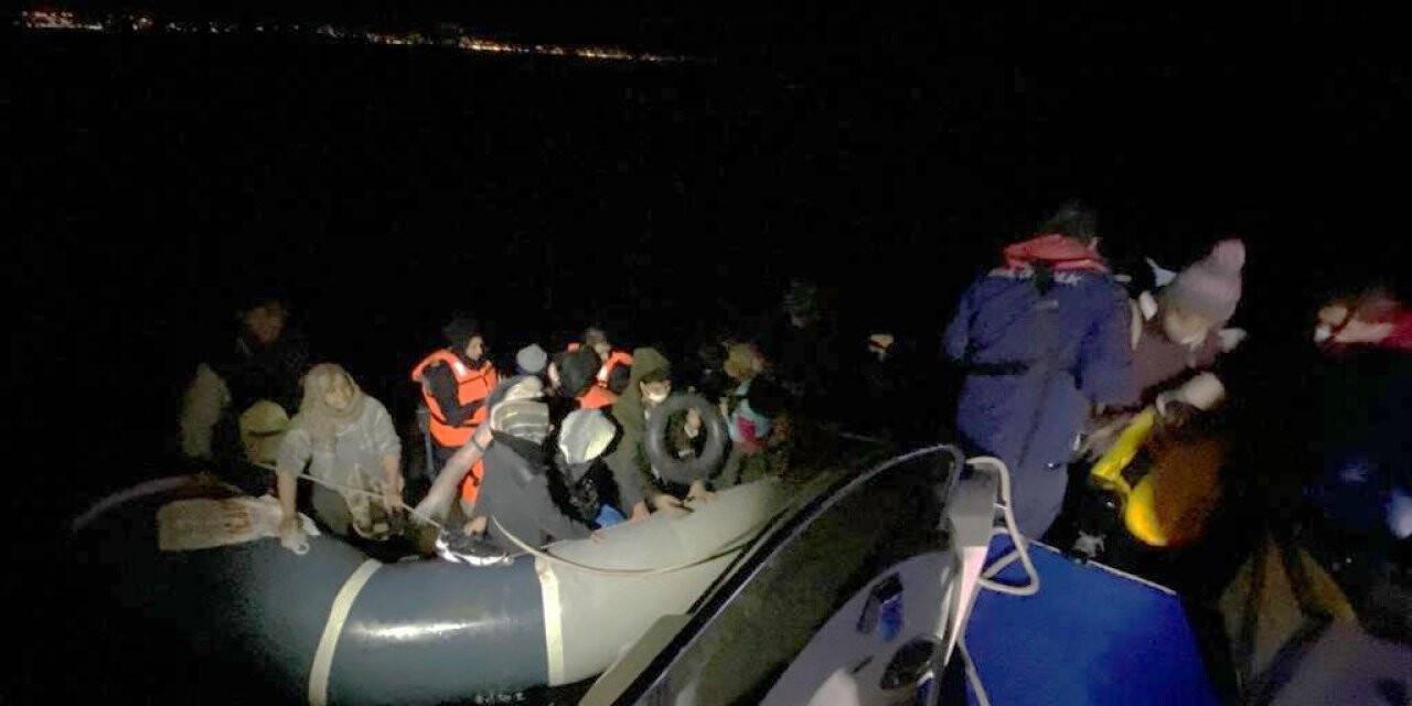 İzmir açıklarında 92 düzensiz göçmen kurtarıldı