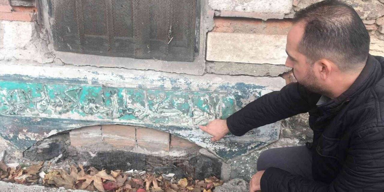 Kuran-ı Kerim ayetine büyük saygısızlık