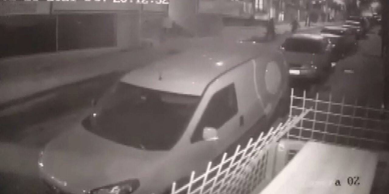 İstanbul’da dehşet anları kamerada: 7 çocuk babasını iş için çağırıp sokak ortasında vurdular