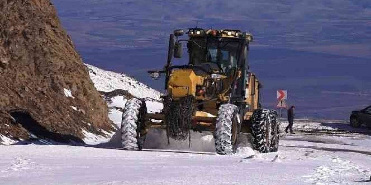 Muş’ta 10 köy ve 21 mezranın yolu ulaşıma kapandı