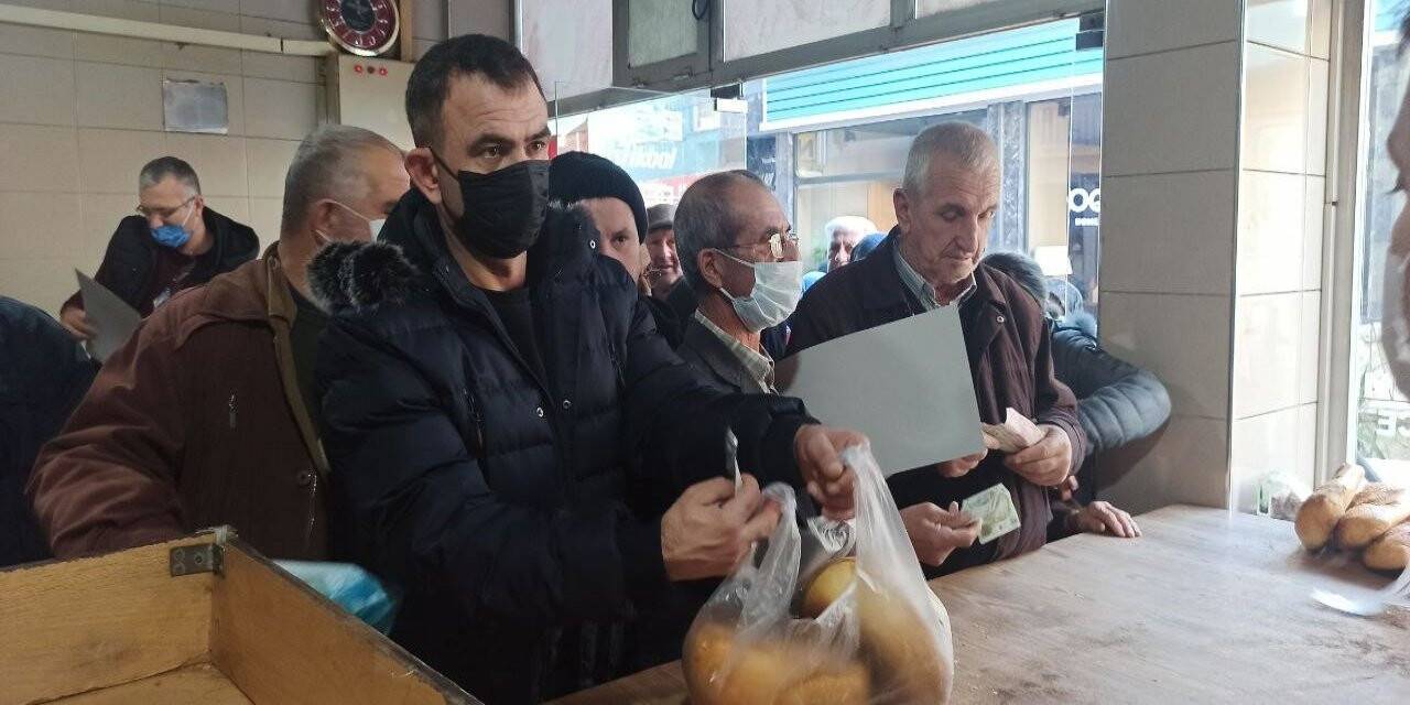 Türkiye’ye örnek olacak fırıncı...Bu fırına giren dua edip çıkıyor