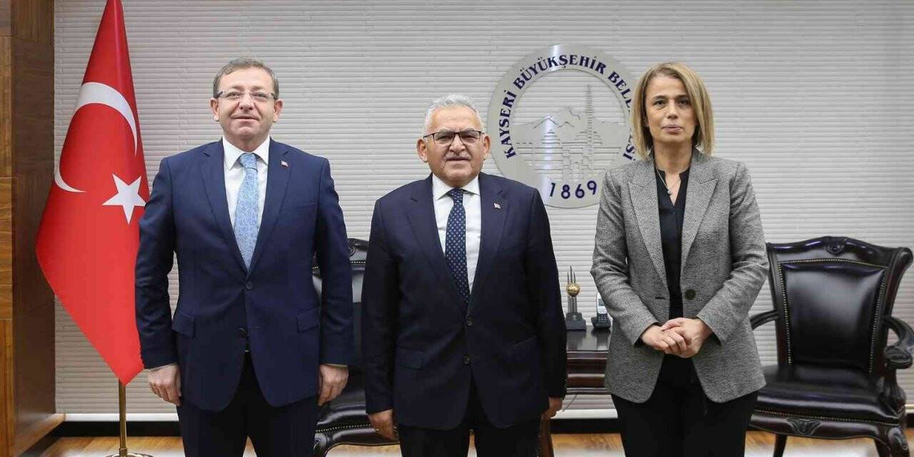 Başkan Büyükkılıç’a komşu şehir ziyaretleri