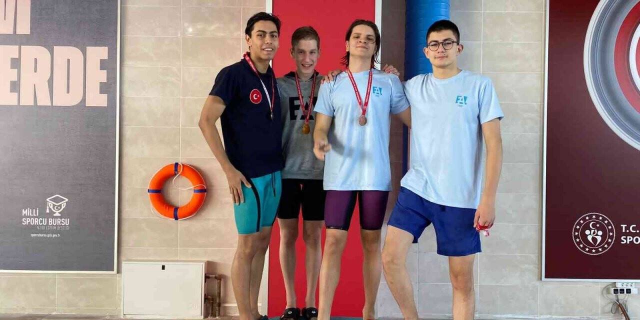 EAL’nin genç yüzücüleri il birincisi oldu