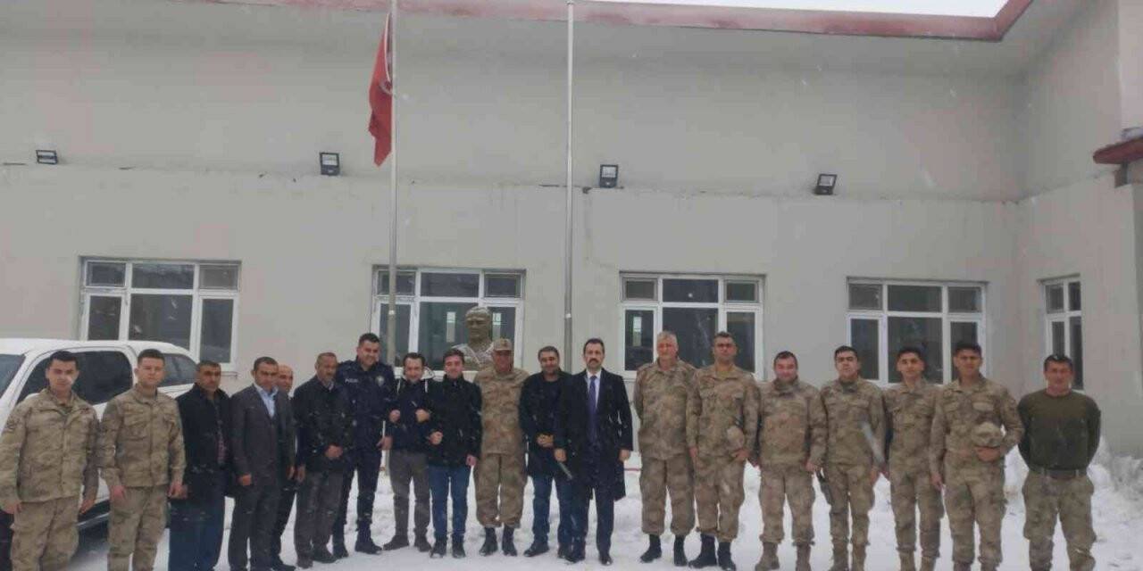 Kaymakam Kundakçı’dan, Ulubeyli Karakoluna ziyaret