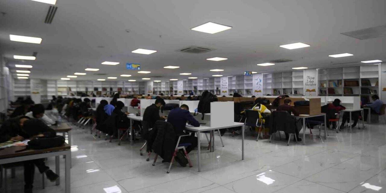 Şanlıurfa’da gençler geleceğe hazırlanıyor