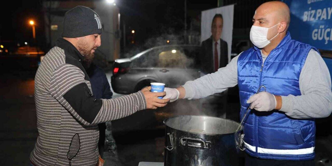 Toptancı Hali’nde sıcak çorba ikramı