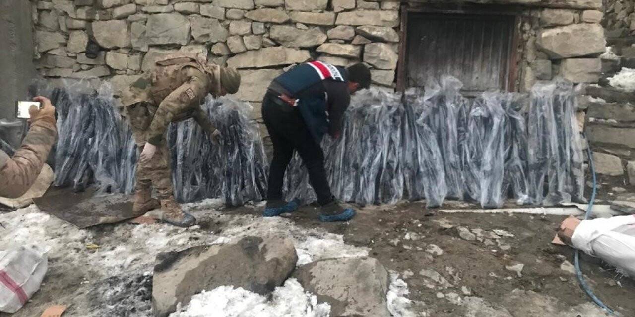 Başkale’de kaçakçılık operasyonu