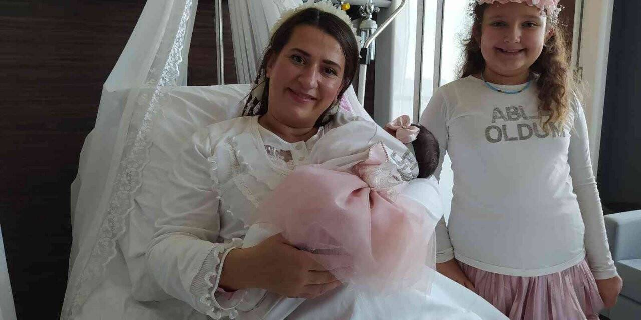 On bininci bebek "Hayat’a merhaba" dedi