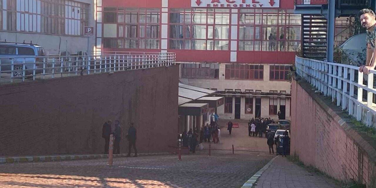 Hastane acilinde oksijen tüpü patladı: 1’i hemşire, 2 yaralı