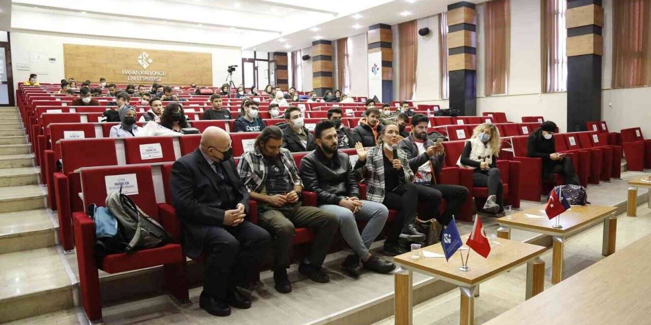 HKÜ’de yamaç paraşütü heyecanı