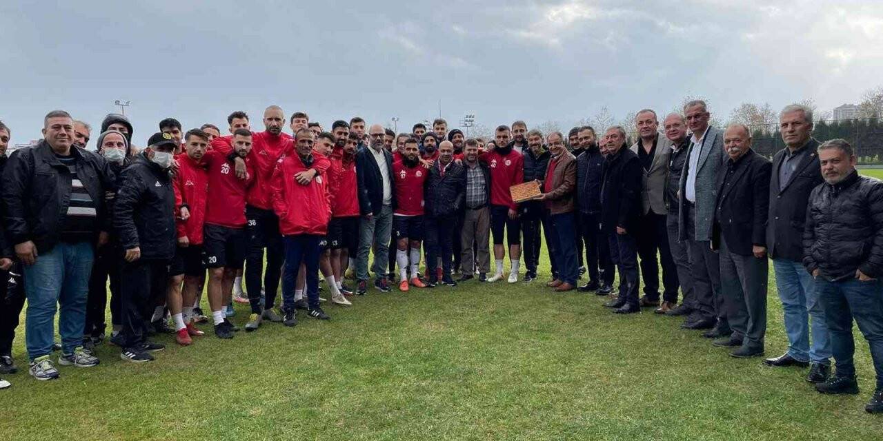 STK başkanlarından Turgutluspor’a destek