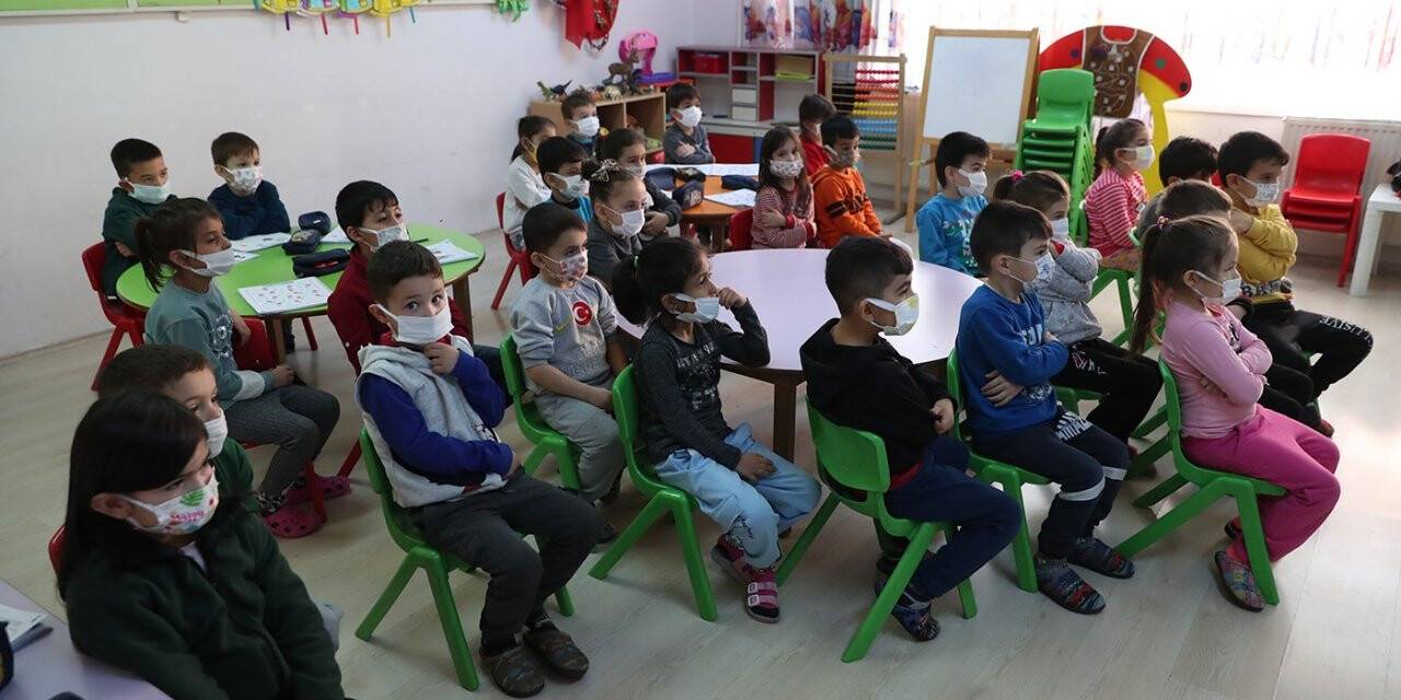 Minik öğrencilere sıfır atık ve çevre eğitimi