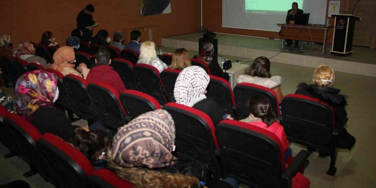 Elazığ’da ’finansal okuryazarlık ve kadının ekonomik güçlenmesi’ eğitimi