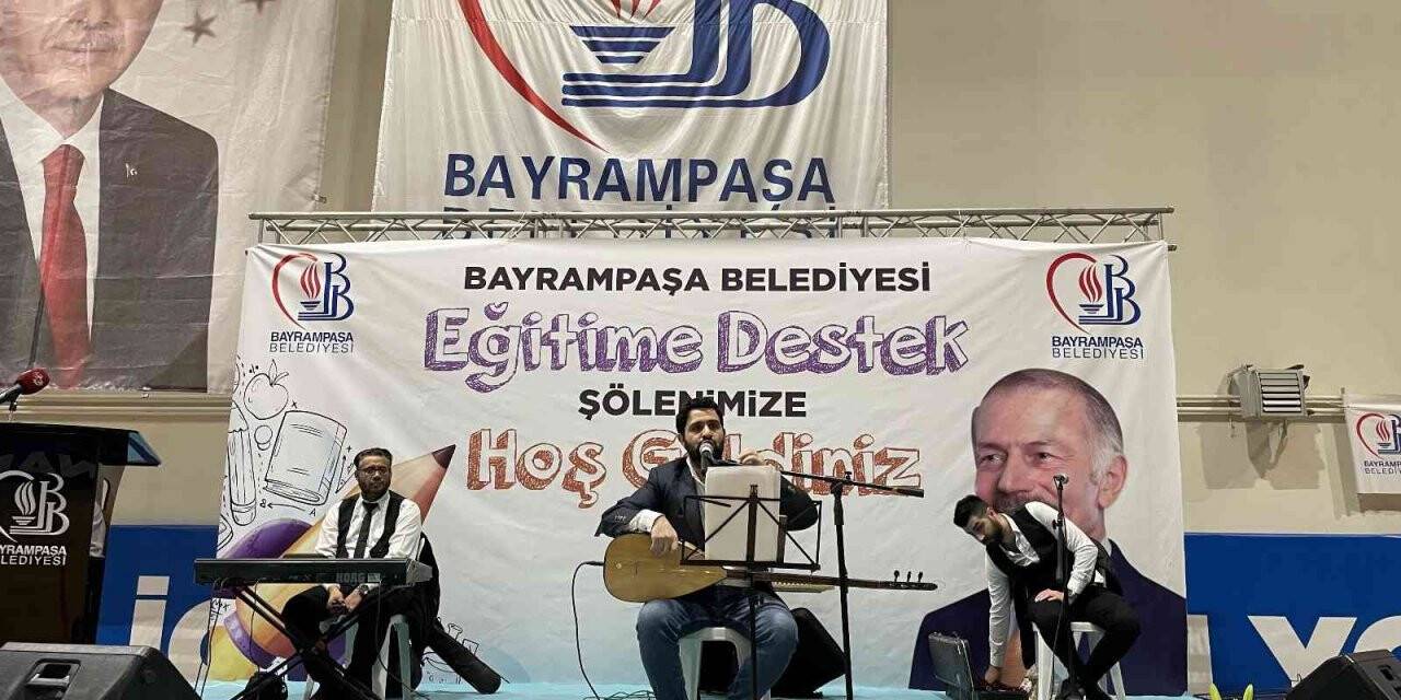 Bayrampaşa’da 3 bin 82 öğrenciye burs verdi