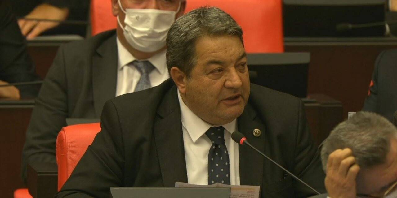 MHP’li vekilden tütün yasas için erteleme talebi