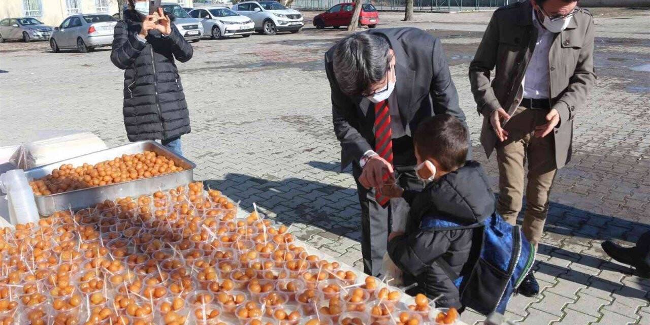 ‘Ağzını Kirletme Tatlandır’ isimli proje hayata geçirildi