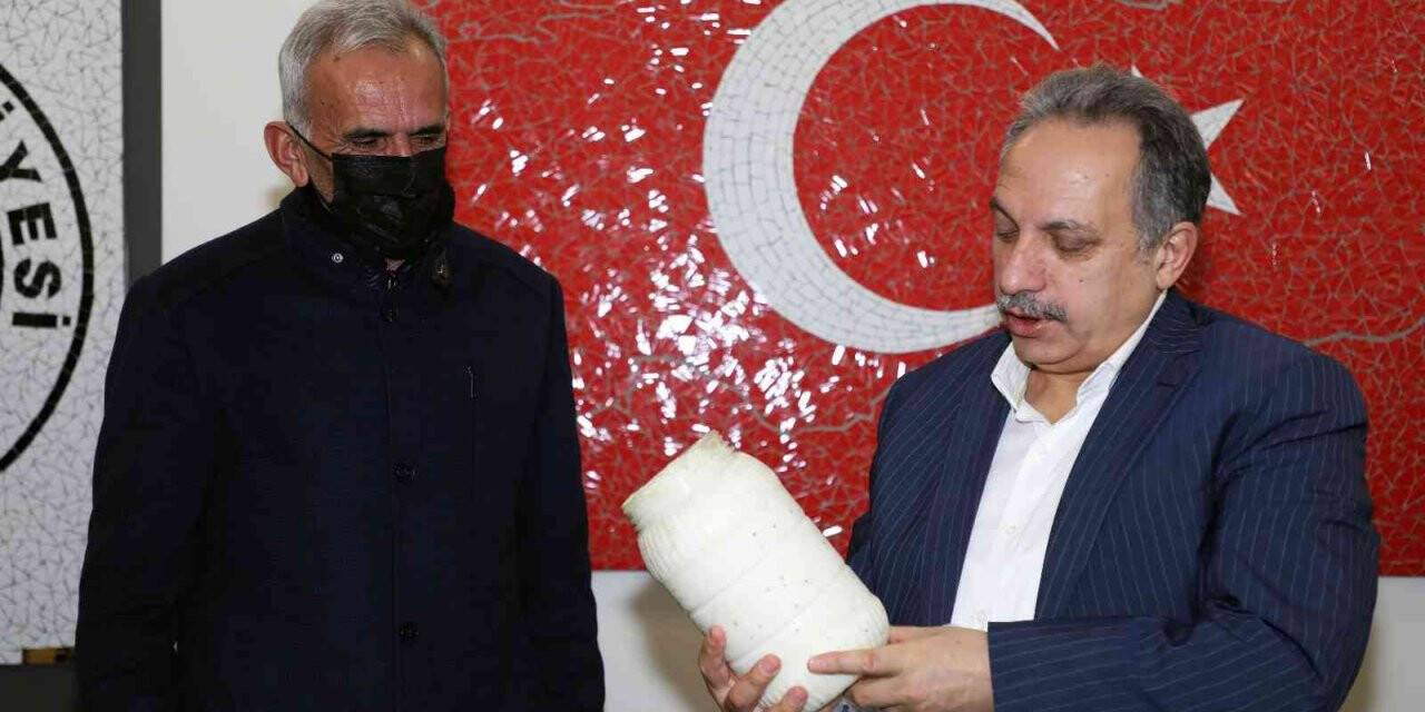 Talaslı çiftçilerden Başkan Yalçın’a övgü; “Talas kırsalı çok şanslı”